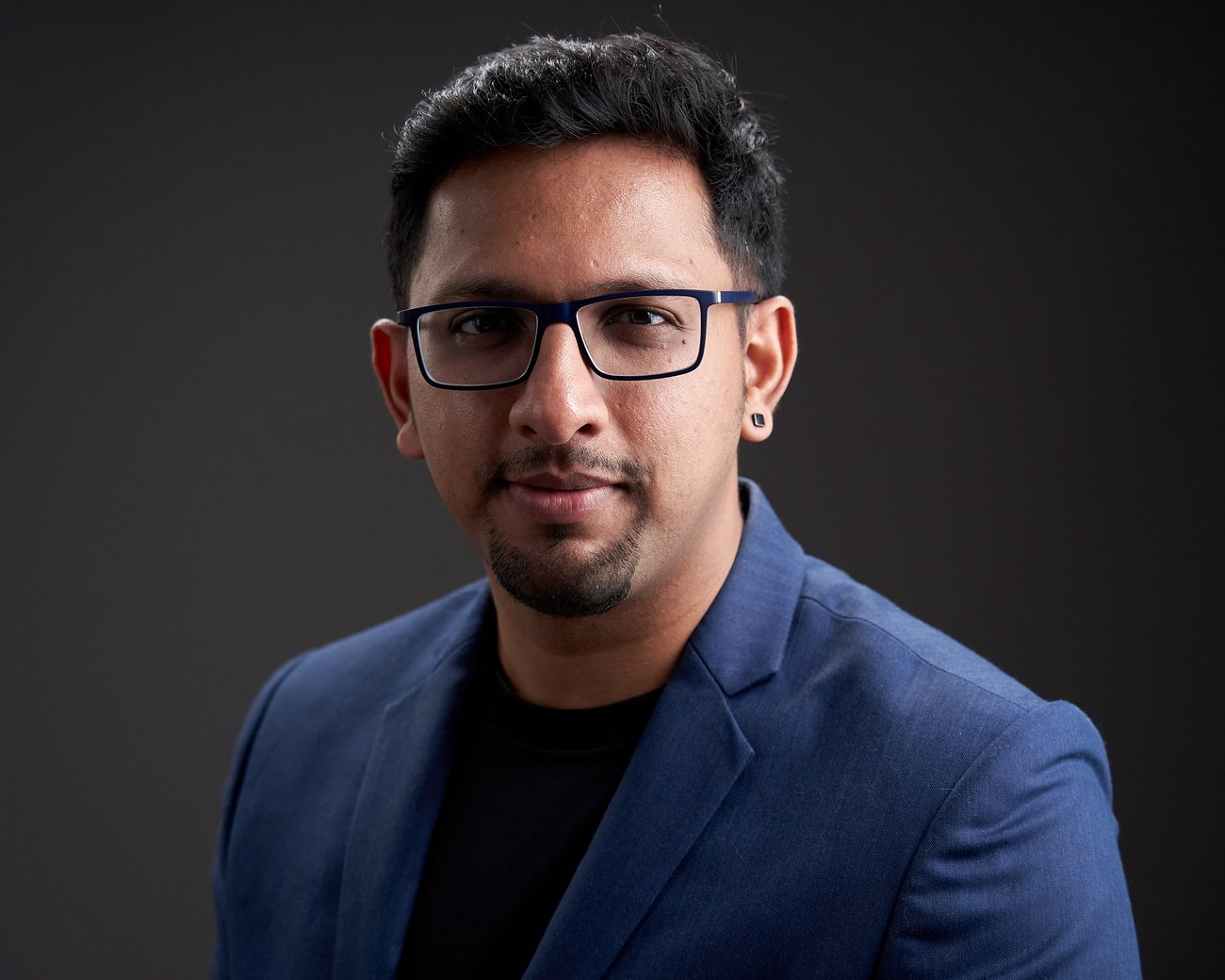 201228-LBFAlumniHeadshot_VivekIyyani7704 Vivek sir